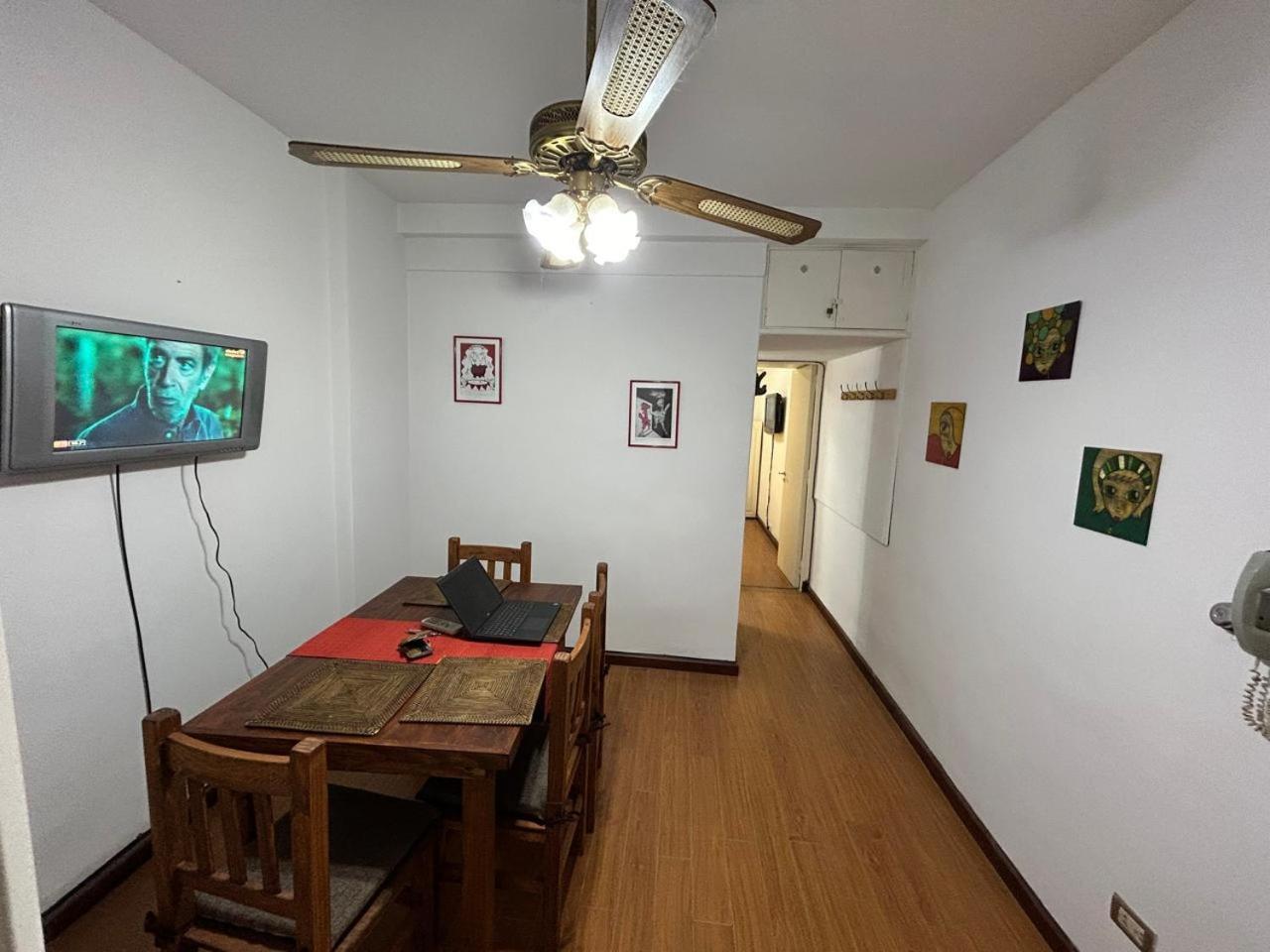 Depto 4 Personas 4 Cuadras Del Casino Apartment *